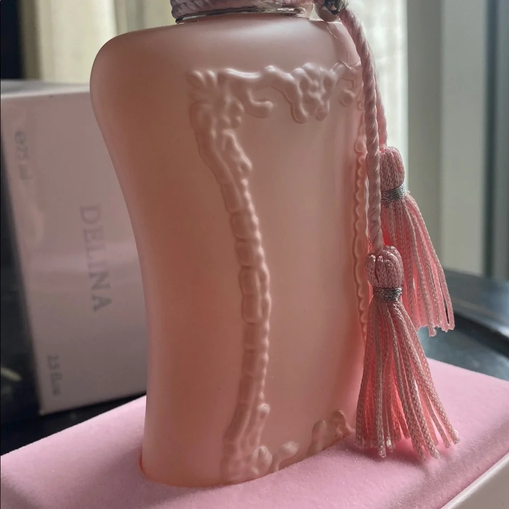 Parfums de Marly DELINA LA ROSÉE EAU DE PARFUM NIB - Picture 7 of 8